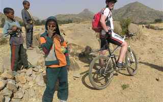 Etiopie na kole - ilustrační fotografie