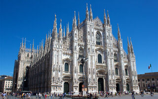 Milano a opera v La Scale - ilustrační fotografie