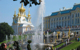 Moskva A Petrohrad - Letecky A Vlakem - ilustrační fotografie