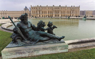 Paříž a zámky Versailles, Chantilly a Fontainebleau - ilustrační fotografie