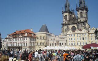 Praha a okolí - srdce Evropy a srdce země - ilustrační fotografie