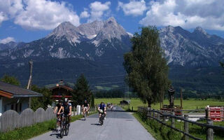 Rakousko - Cyklostezkou Od Alp K Dunaji A Wachau - ilustrační fotografie