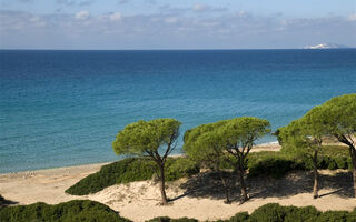 Sardinie - ostrov bílých pláží a nurágů - ilustrační fotografie