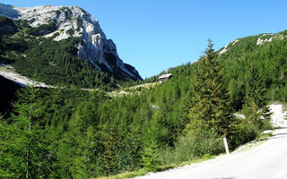 Turistika v Julských Alpách a u Jadranu - ilustrační fotografie