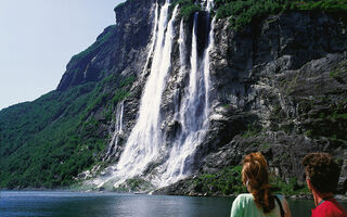 Vodopády A Ledovce Norska - ilustrační fotografie