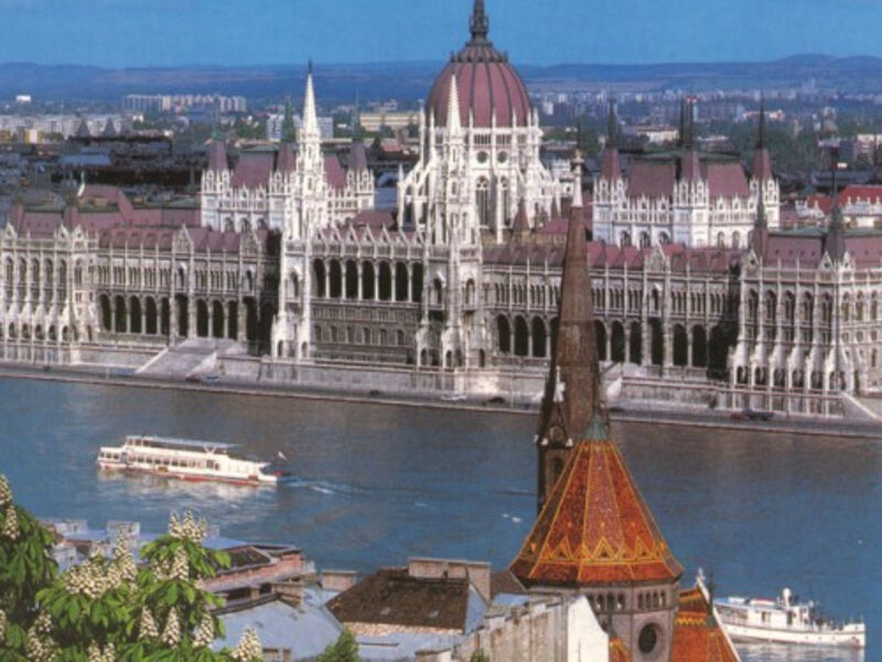 Adventní Vídeň a Budapešť s relaxací v termálních lázních