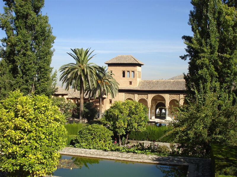Andalusie - kraj lahodného vína, podmanivé přírody a pohádkově krásných paláců - letecky