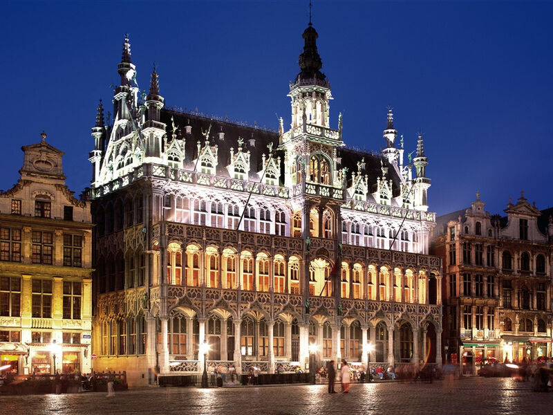 Belgie – okruh Belgickým královstvím a květinový koberec na Grand Place v Bruselu