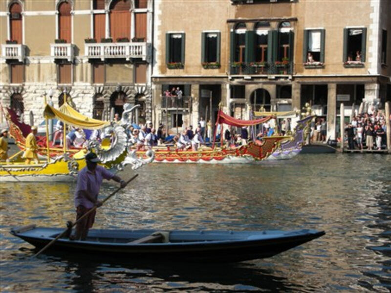 Benátky, ostrovy, slavnosti gondol a moře 2014