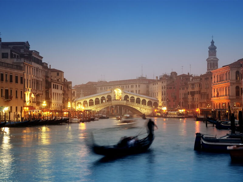Benátky – slavnosti moře a gondol a ostrovy benátské laguny