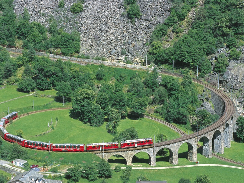 Bernina Express a Golden Pass Classic