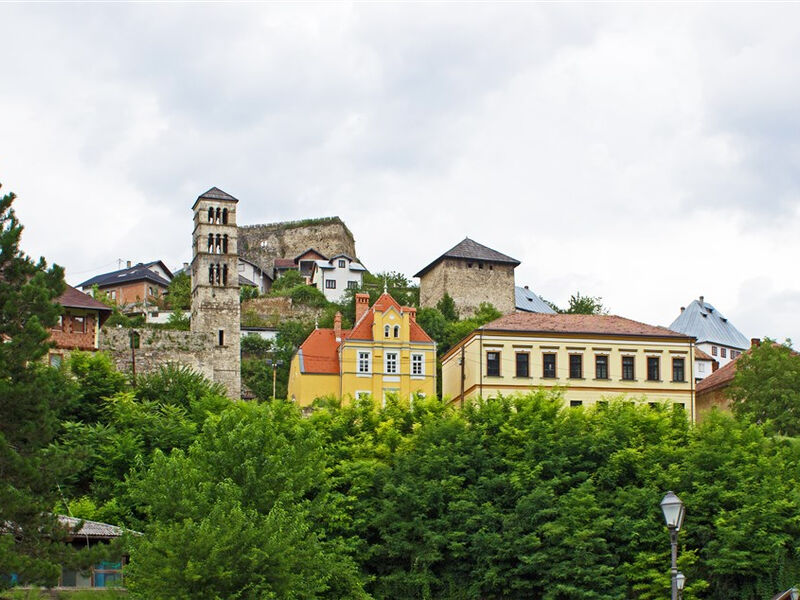 Bosna A Hercegovina - Záhady Romantických Hradů, Bogomilských Stečků A Visockých Pyramid