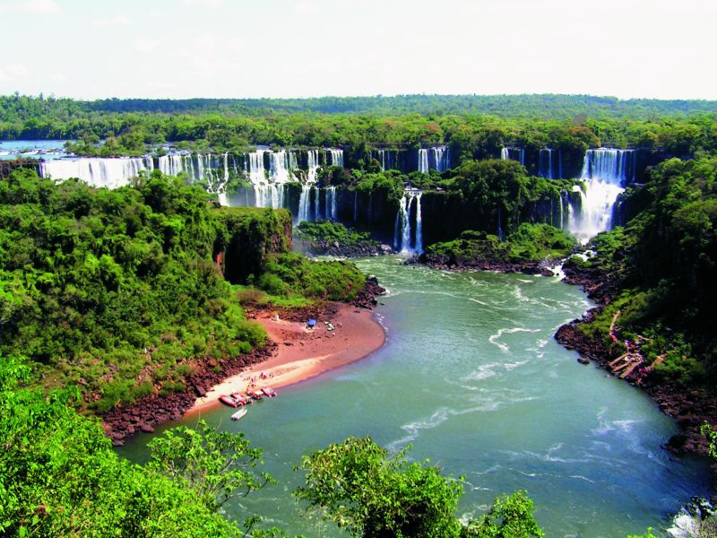 Brazílie – Drahé Kameny, Tropická Příroda A Vzrušující Metropole