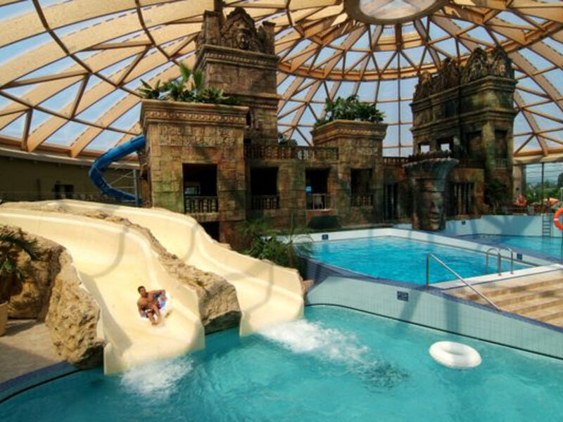 Budapešť - Hotel Ramada 4* - Připrav Se A Užij Si To, 4 Noci, Aquapark V Ceně, Dítě Do 6 Let Zdarma