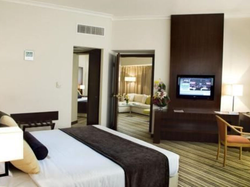Dubaj Se Safari A Výlety (Bohatý Poznávací Program) - Hotel Avari Dubai 4*