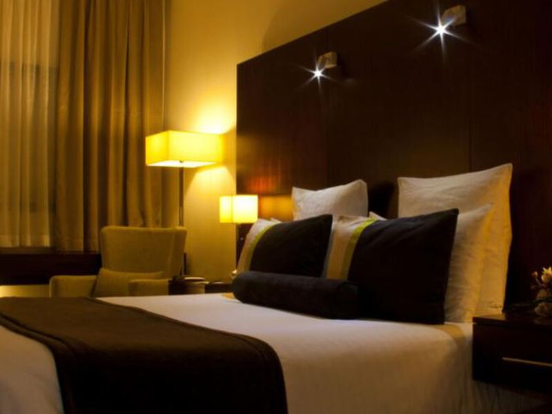 Dubaj Se Safari A Výlety (Bohatý Poznávací Program) - Hotel Avari Dubai 4*
