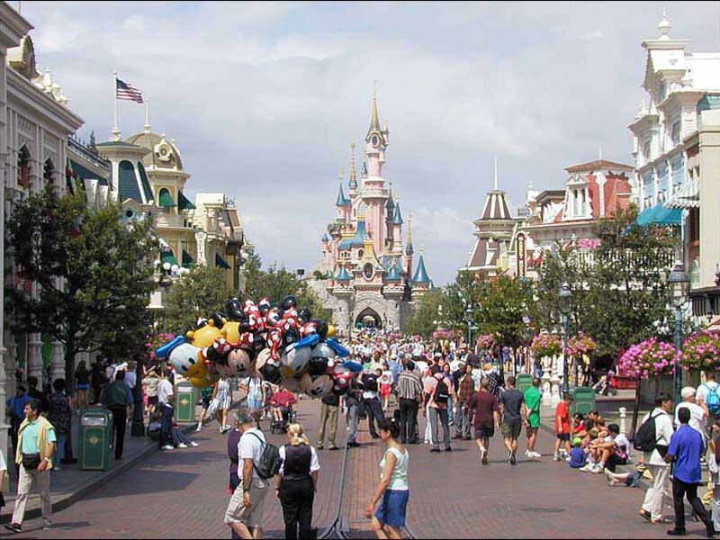 Francie - Disneyland A Asterix Park S Koupáním V Amberku