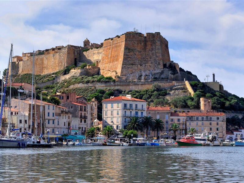 Francie - Korsika S Pohodovou Turistikou A Polopenzí