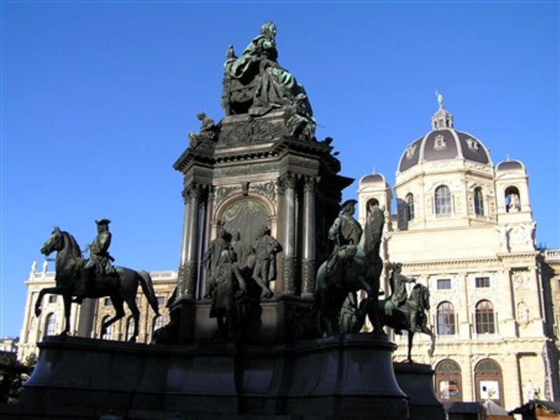 Graz a Vídeň, architektura i koupání