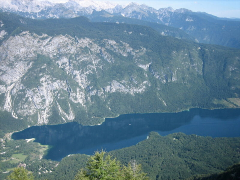Julské Alpy A Jezera Bled A Bohinj ***