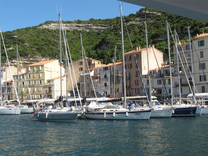 Korsika - ostrov krásy, ubytování v hotelu *** s polopenzí