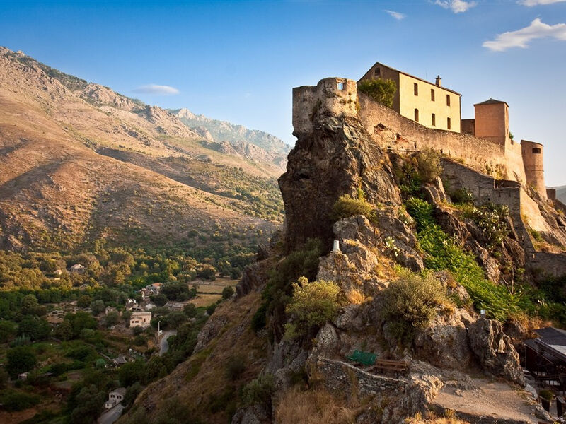 Korsika S Pohodovou Turistikou A Polopenzí