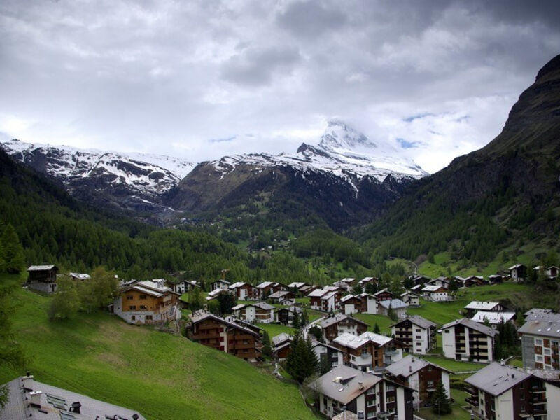 Krásy Švýcarska a alpských velikánů jeden z nejkrásnějších Alpských okruhů