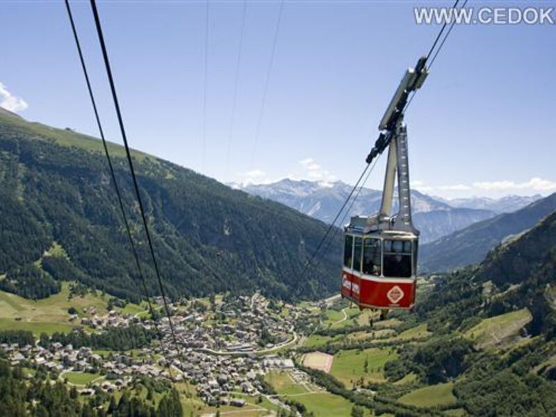 Krásy Walliských Alp S Výletem Do Ticina