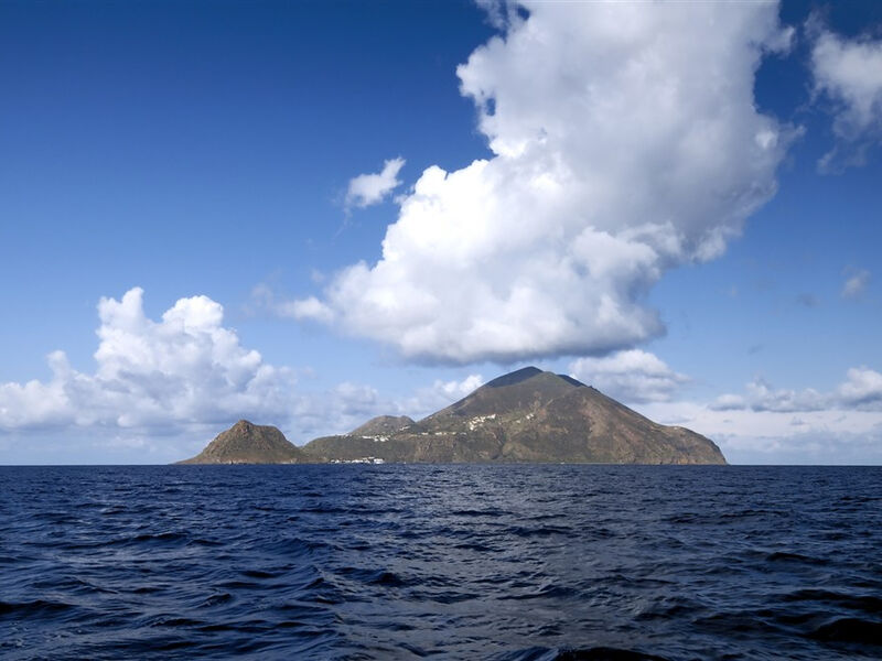 Liparské Ostrovy Na Kole, Kajaku I Pěšky