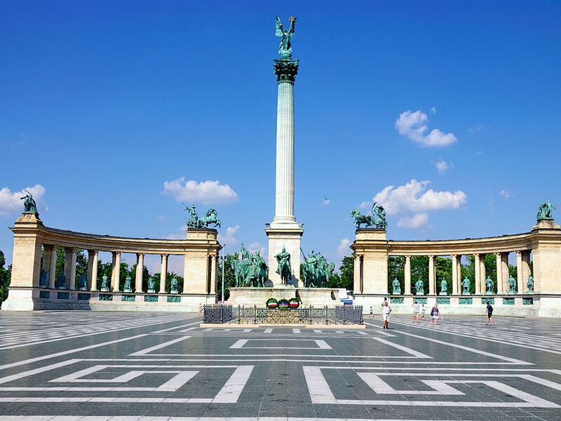 Maďarsko - Budapešť, Památky A Termální Lázně - Adventní