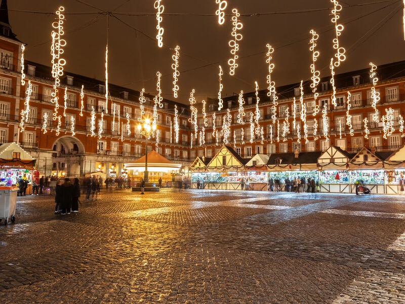 Madrid a vánoční trhy na Plaza Mayor