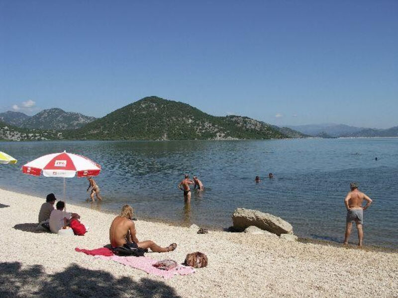 Národní Parky A Moře Černé Hory Na Kole - Chatky