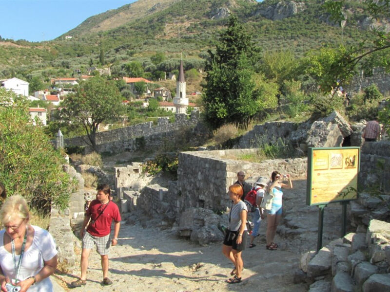 Národní Parky A Moře Černé Hory Na Kole - Privátní Dům