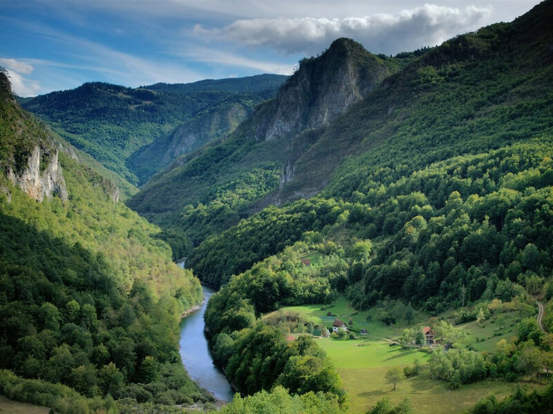 Národní Parky A Moře Černé Hory Za Super Cenu - Stany **
