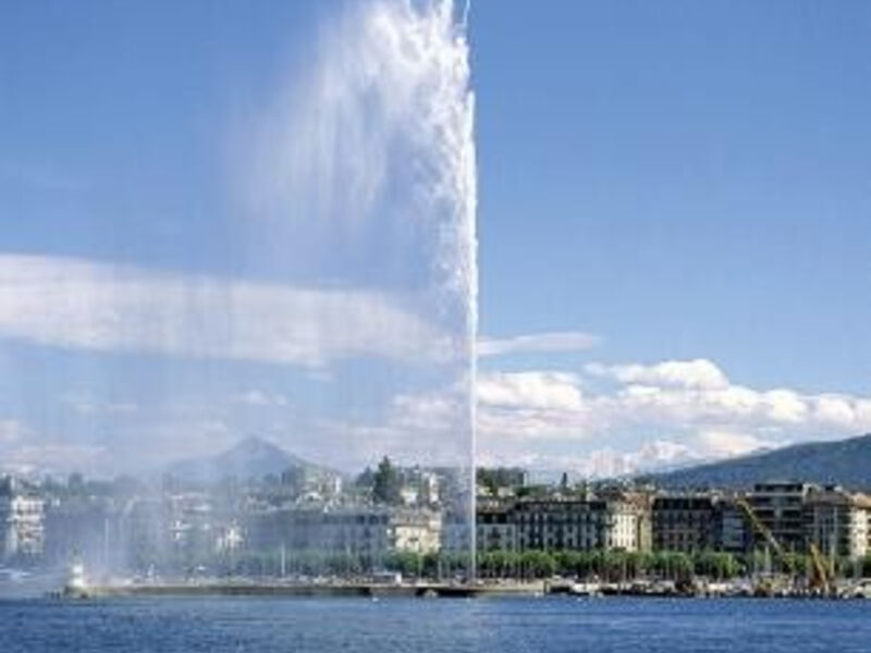 Okolo Ženevského jezera nejen za tajemstvím hodinek, čokolády a sýra