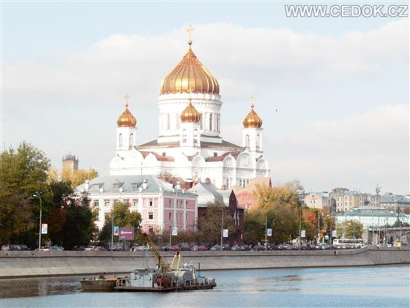 Petrohrad A Moskva