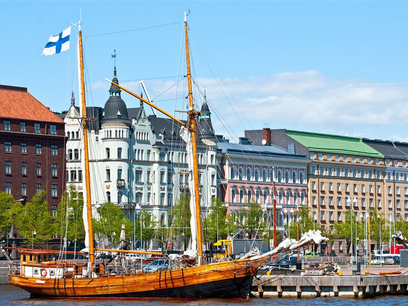 Petrohrad a okruh pobaltskými republikami s návštěvou  Finska