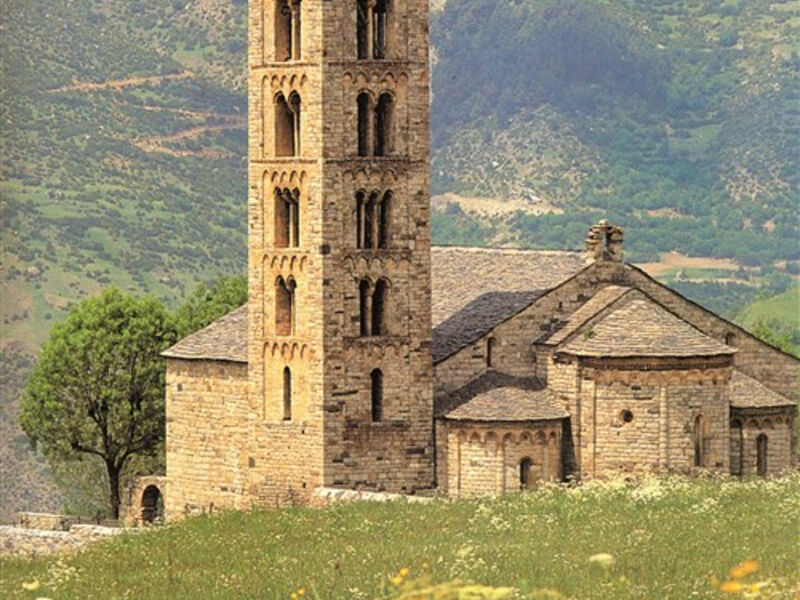 Pyreneje, turistický poznávací zájezd - letecky