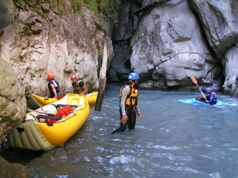 Rafting Ve Francii - Adrenalinové Řeky Na Yukonech