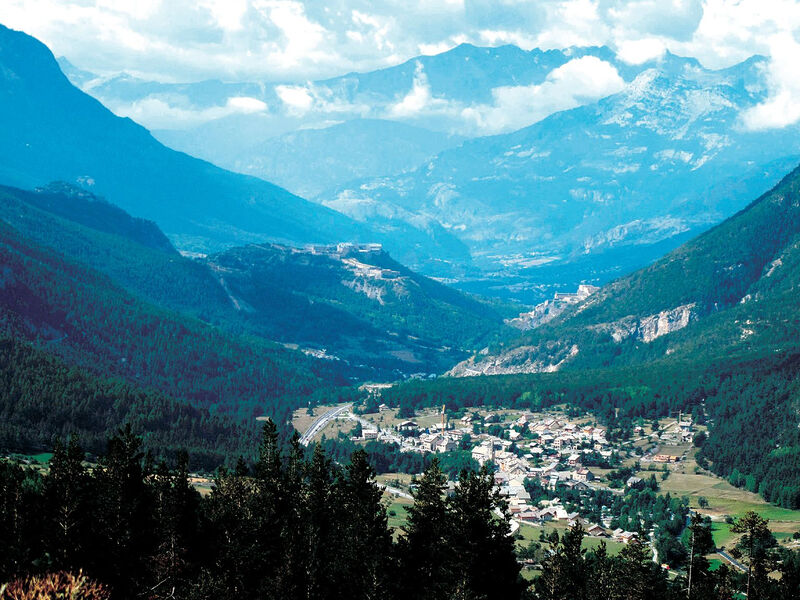 Savojské Alpy A Sopky Kraje Auvergne