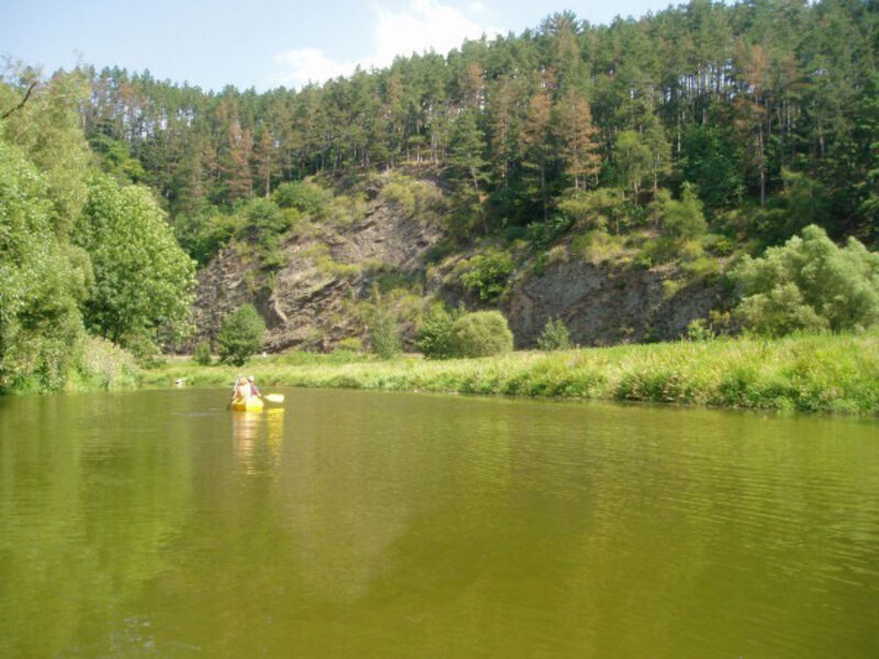 Sázava - Romantická Řeka, Čtyřdenní  Prázdninová Plavba Na Kánoi Nebo Raftu S Polopenzí