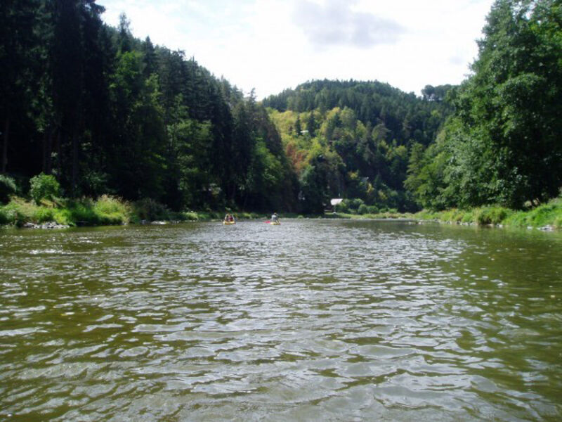 Sázava - Romantická Řeka, Čtyřdenní  Prázdninová Plavba Na Kánoi Nebo Raftu S Polopenzí