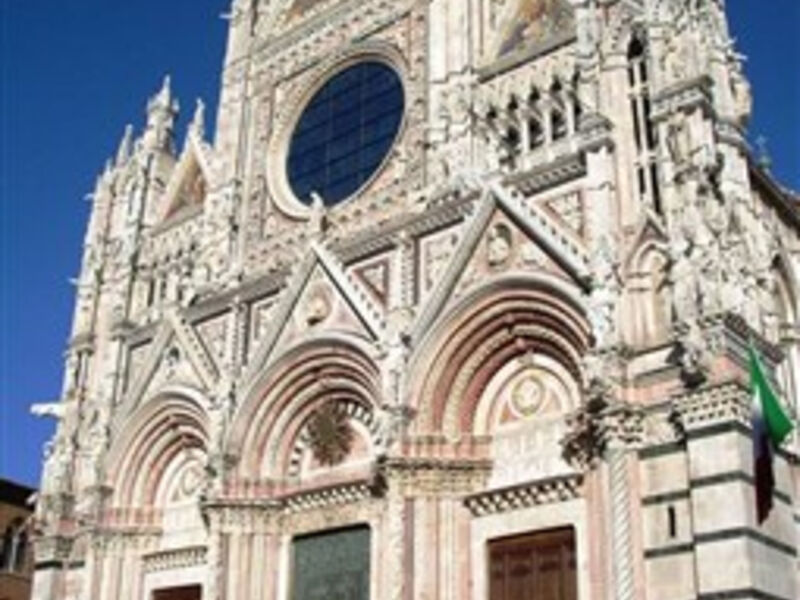 Siena, Arezzo a tradiční slavnost Palio