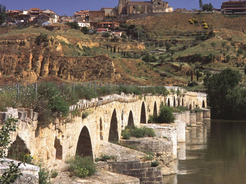 Španělsko a Portugalsko - podél řeky Duero - kultura, víno, gastronomie - letecky