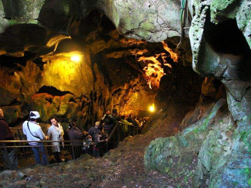 Tajemné Jeskyně Slovinska A Itálie, Víno A Mořská Laguna