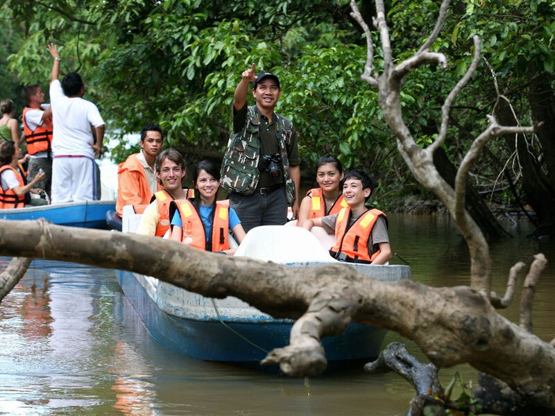 Tropickou Džunglí Až Na Vrchol Bornea - Kinabalu