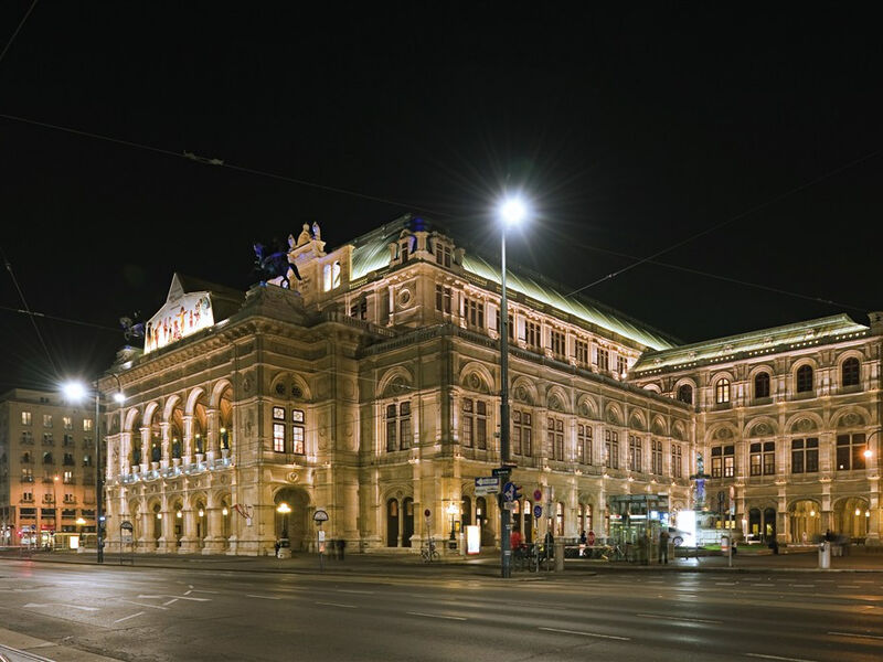 Vídeň, zámek Schönbrunn a představení ve vídeňské Státní opeře - G. Verdi: Aida