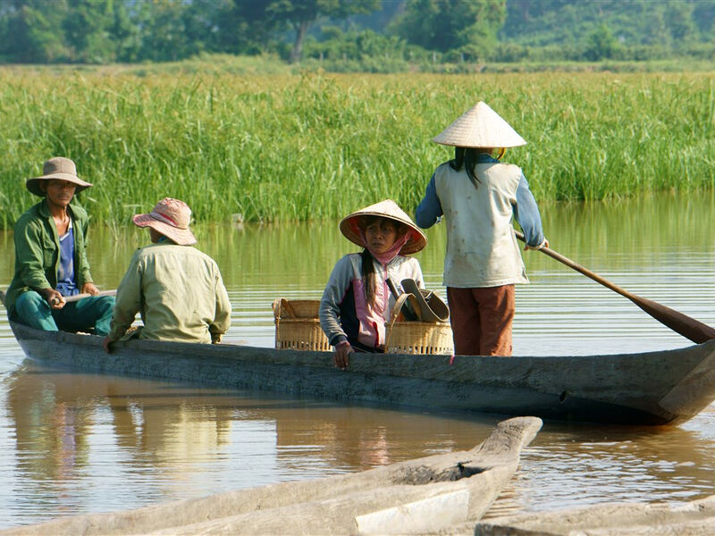 Vietnam Krásný A Neznámý + Kambodža