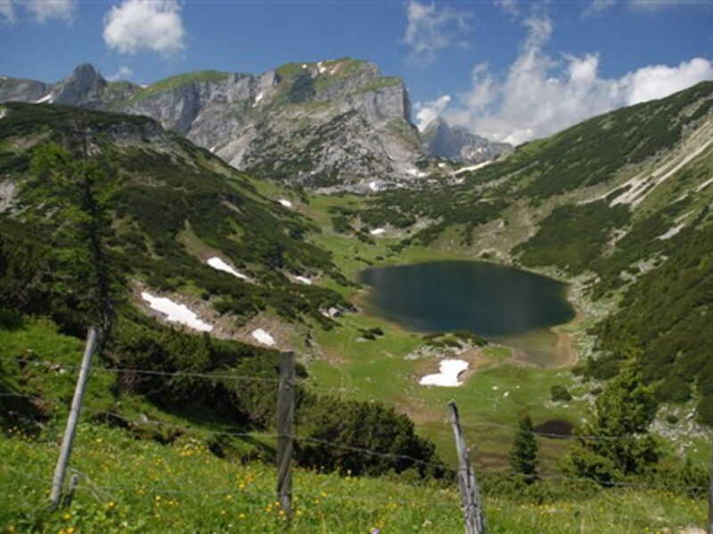 Zillertálské Alpy a jezero Achensee